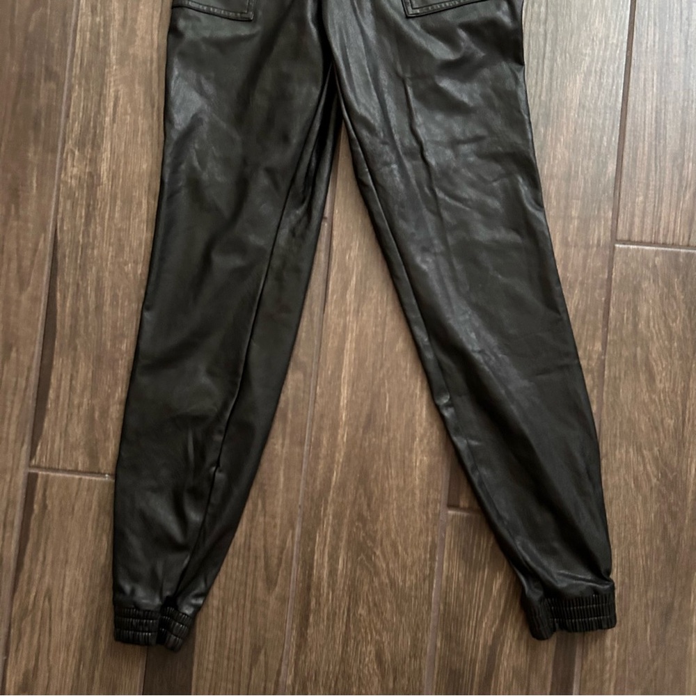 SPANX Leather Like Joggers in Black Noir Sz XS - Picture 3 of 6